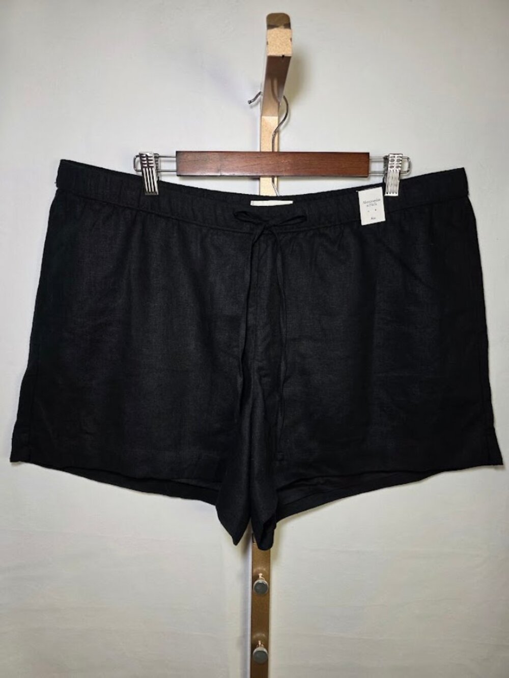 NWT Abercrombie & Fitch Women's Pull On Linen Blend Shorts Black XL
